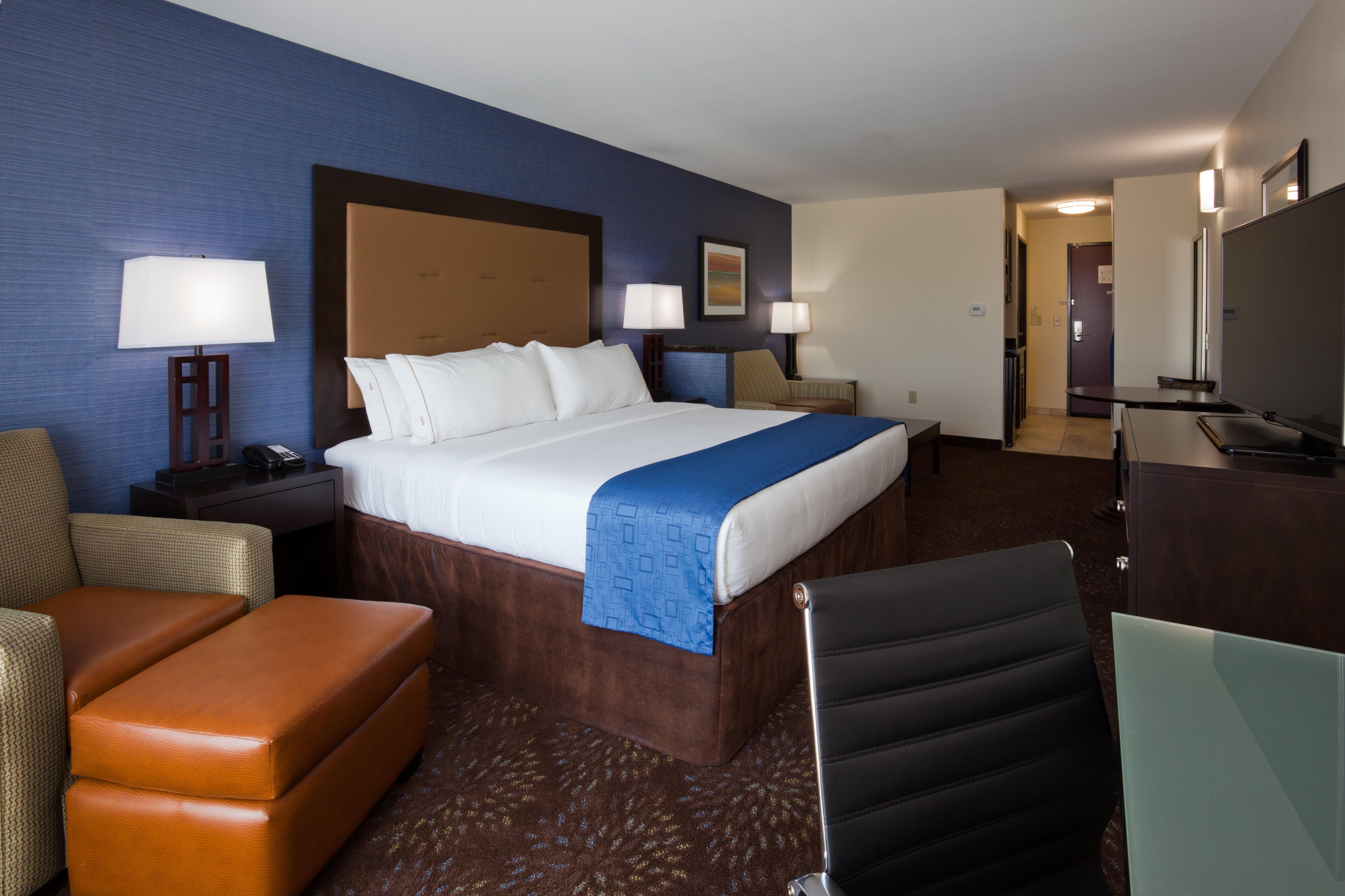 Holiday Inn Express & Suites Fort Dodge By Ihg Εξωτερικό φωτογραφία