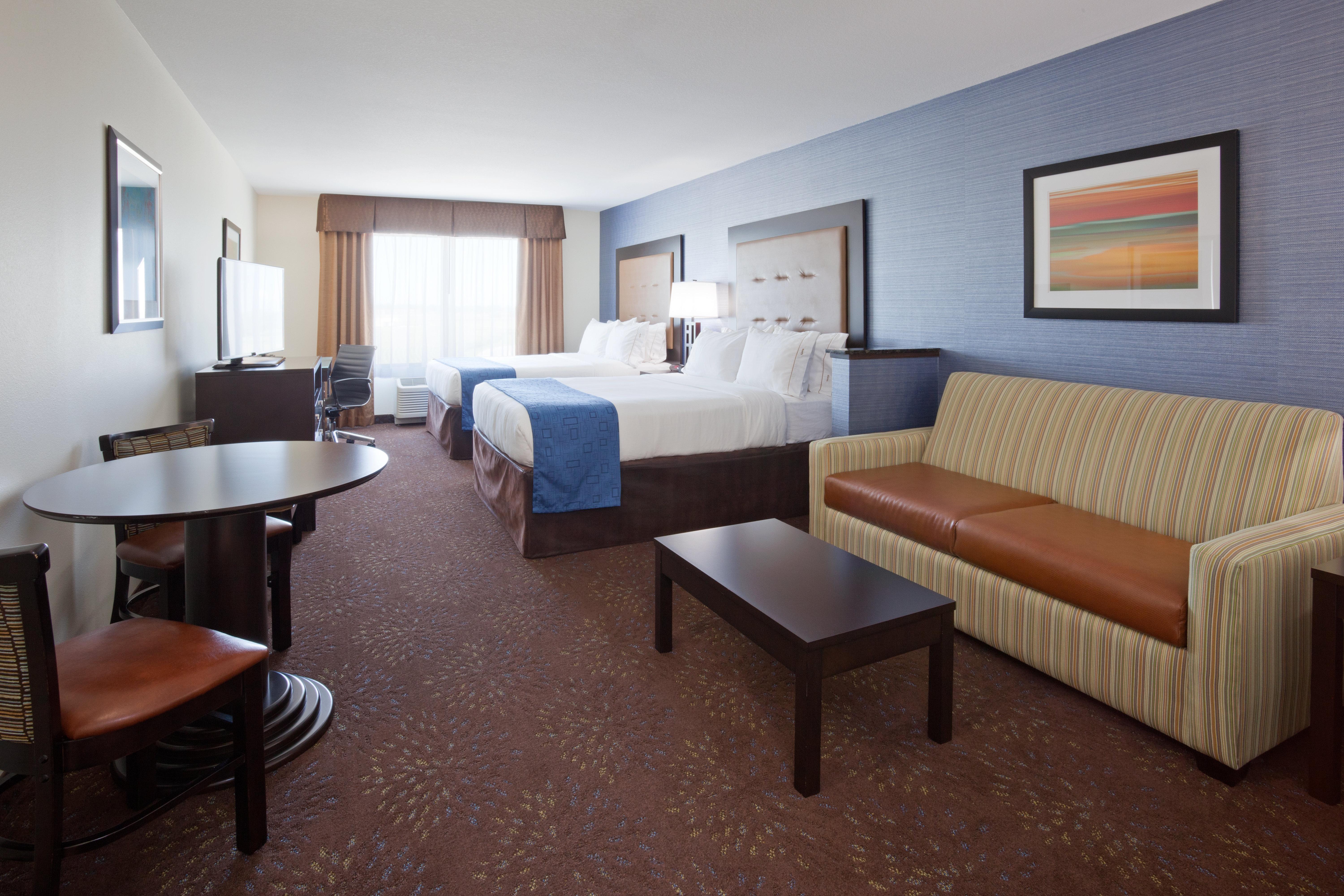 Holiday Inn Express & Suites Fort Dodge By Ihg Εξωτερικό φωτογραφία