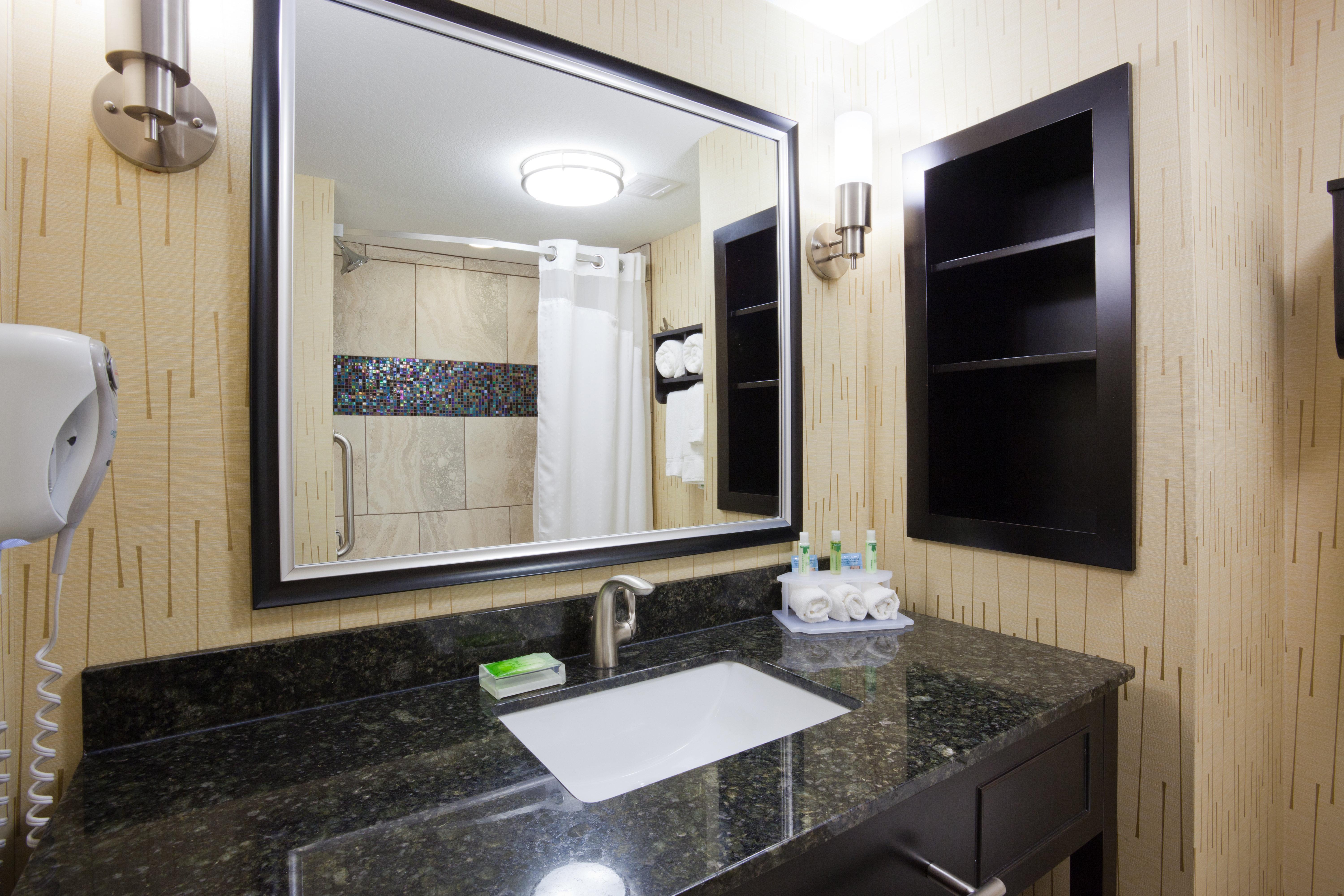 Holiday Inn Express & Suites Fort Dodge By Ihg Εξωτερικό φωτογραφία