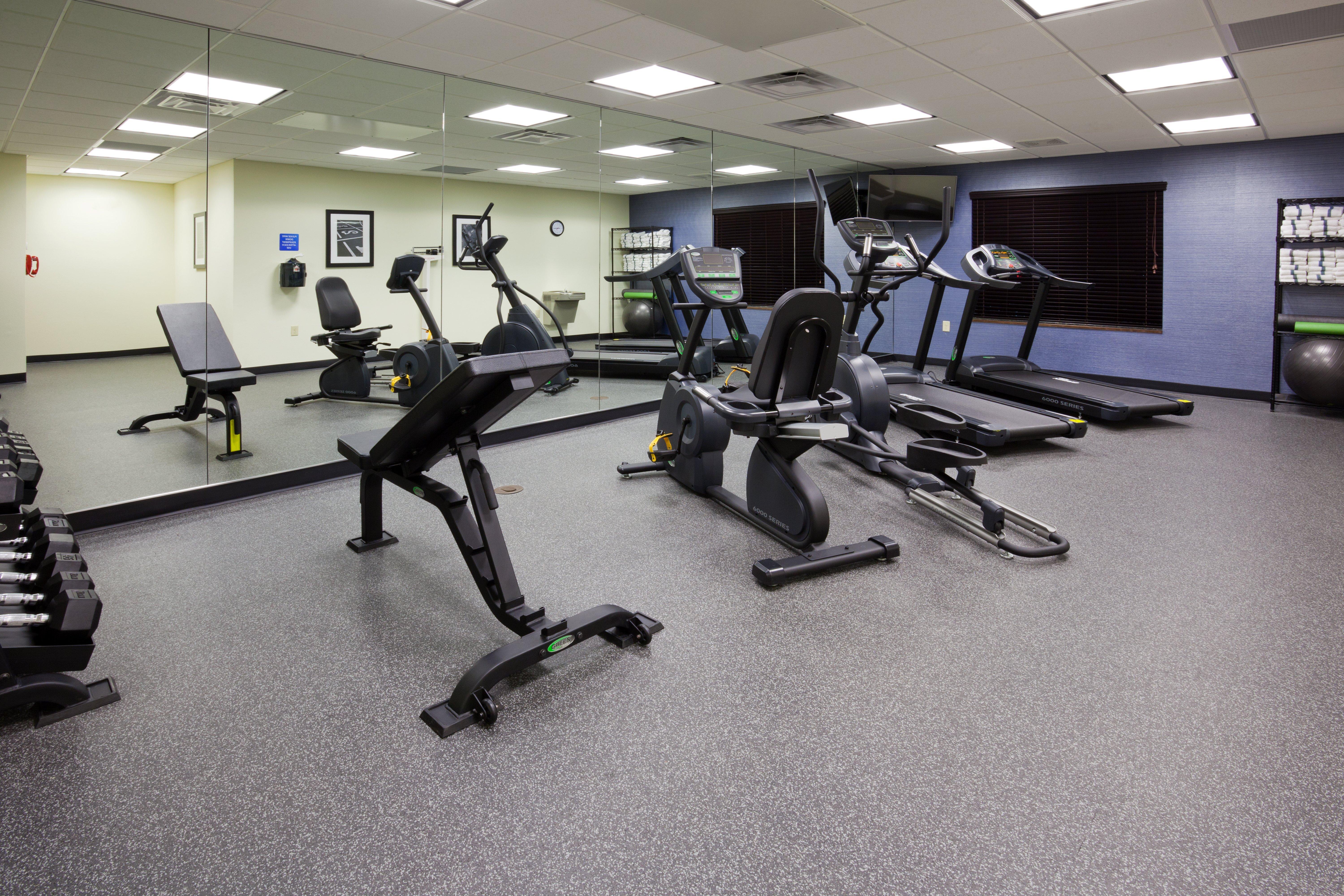 Holiday Inn Express & Suites Fort Dodge By Ihg Εξωτερικό φωτογραφία